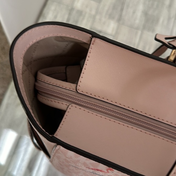 NWT MK Very Large Tote w/ COA Gilly Miami Blush Pink - Picture 11 of 13